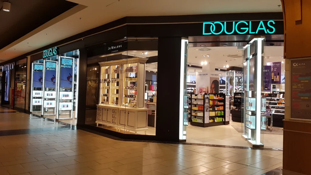 Reklama wewnętrzna centrów handlowych